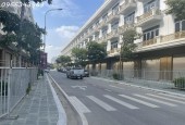 NHẬN NHÀ, SANG TÊN SỔ NGAY. GIÁ 3,2 TỶ FULL. KĐT XUÂN HƯNG TP.THANH HÓA. CĐT: 0966 343 969